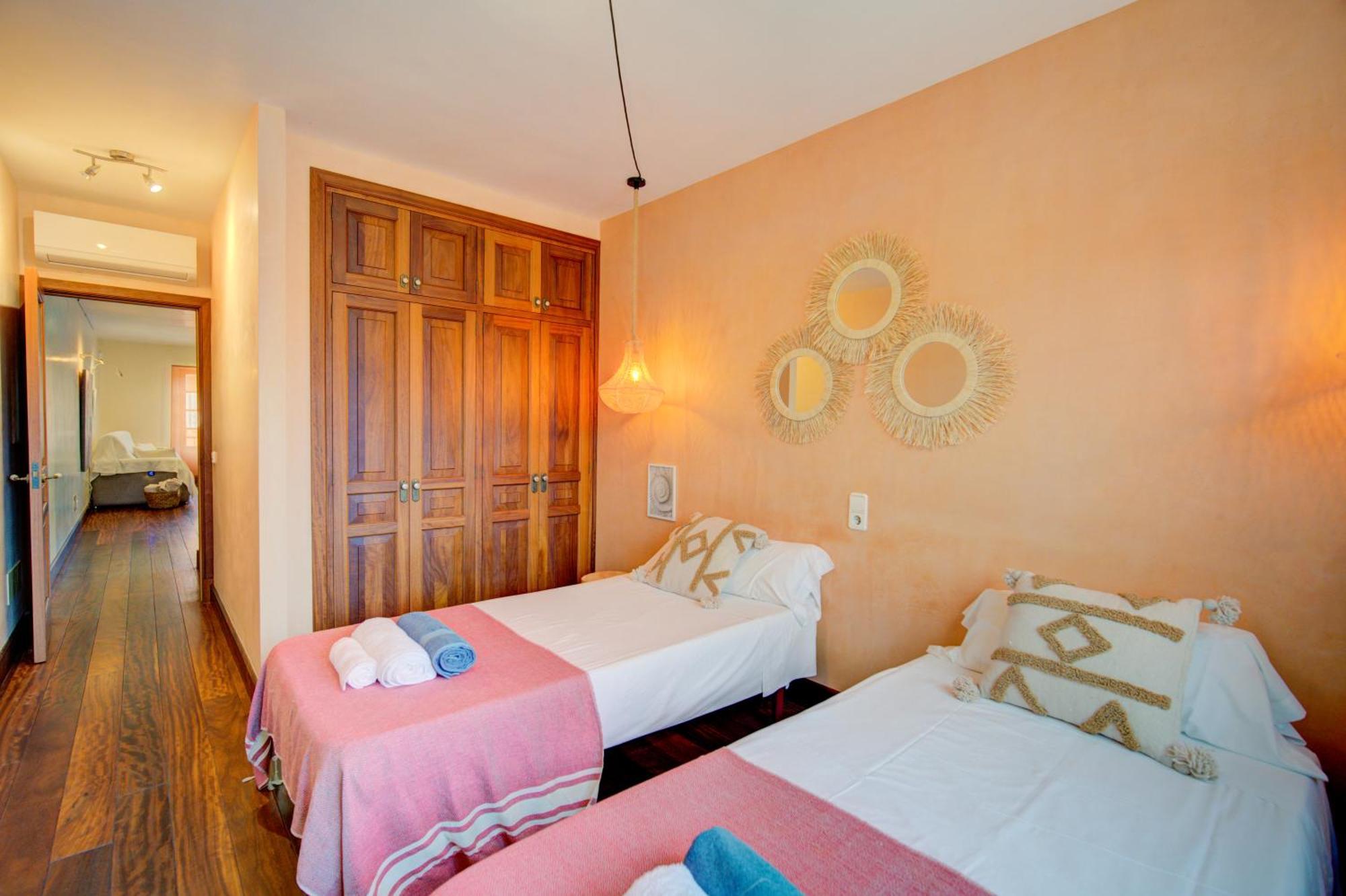 Casa Boutique Xalam " Piscina Climatizada, Jacuzzi, Billar " Villa Sant Lluís Buitenkant foto