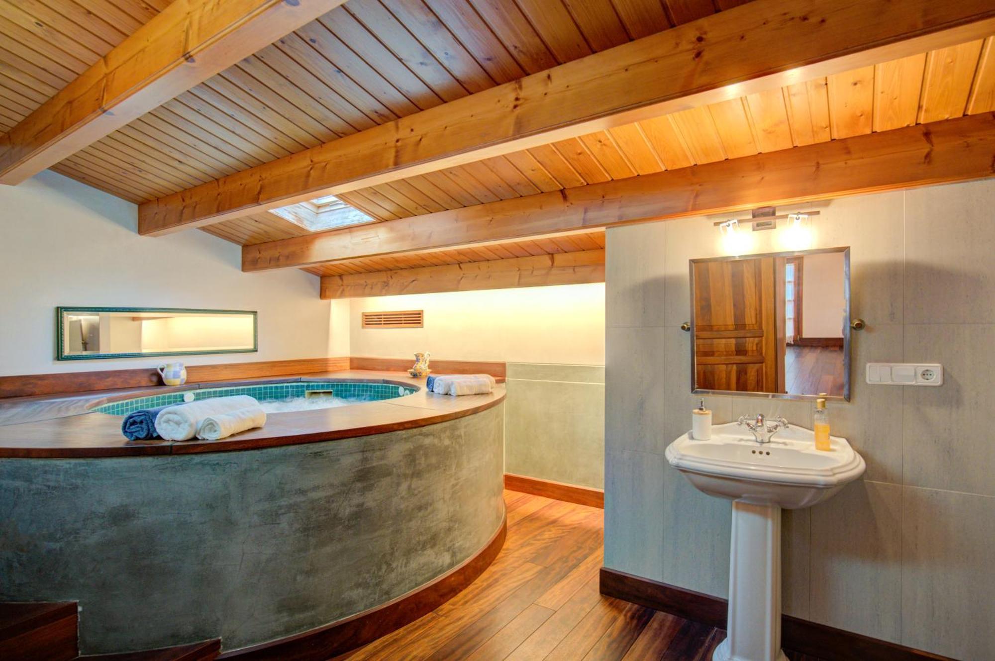 Casa Boutique Xalam " Piscina Climatizada, Jacuzzi, Billar " Villa Sant Lluís Buitenkant foto